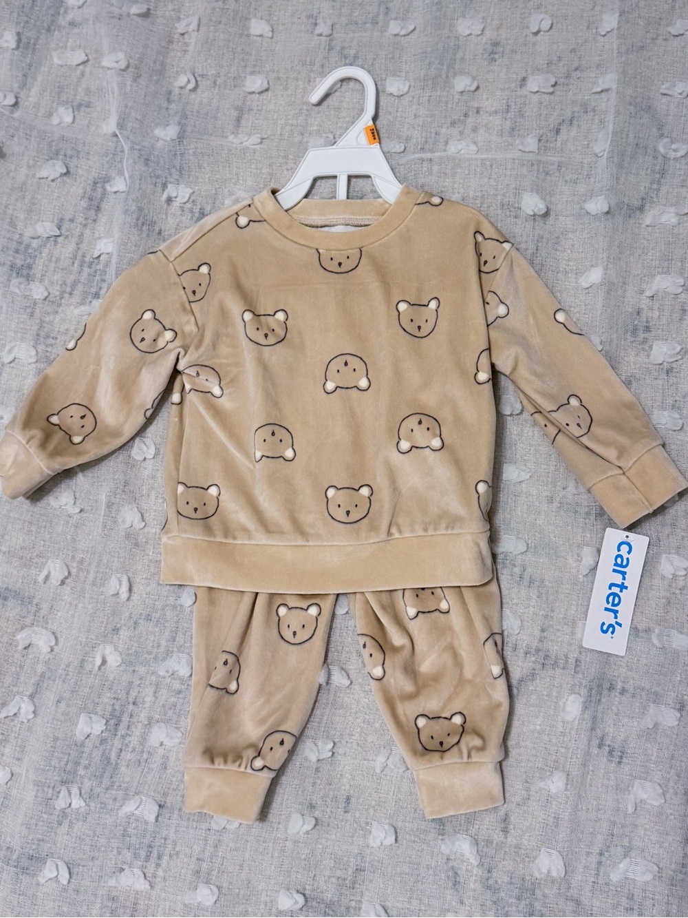 NWT! Super soft Carter's Beige Bear Kids Set 12 mos